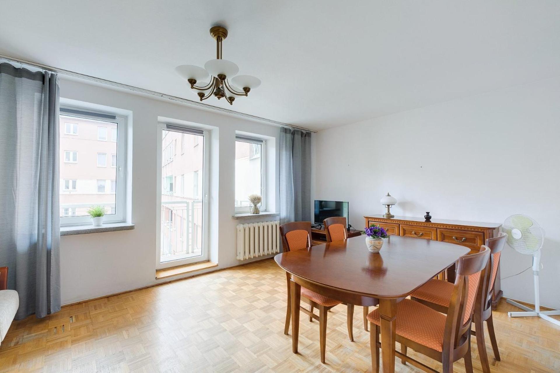 Spacious Apartment In Green Location Warsaw Exterior photo